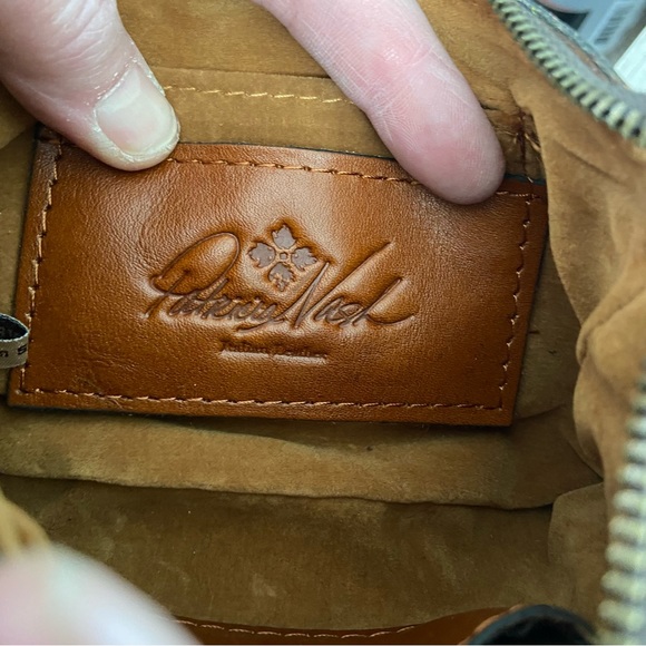 Patricia Nash Laser Cut Sherpa Leather Vinovo Wristlet - Picture 5 of 6